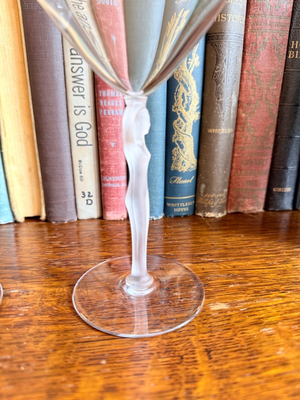 Vintage French Bayrel Crystal Martini Coupes with Frosted Nude Stem- Pair - Picture 15 of 16